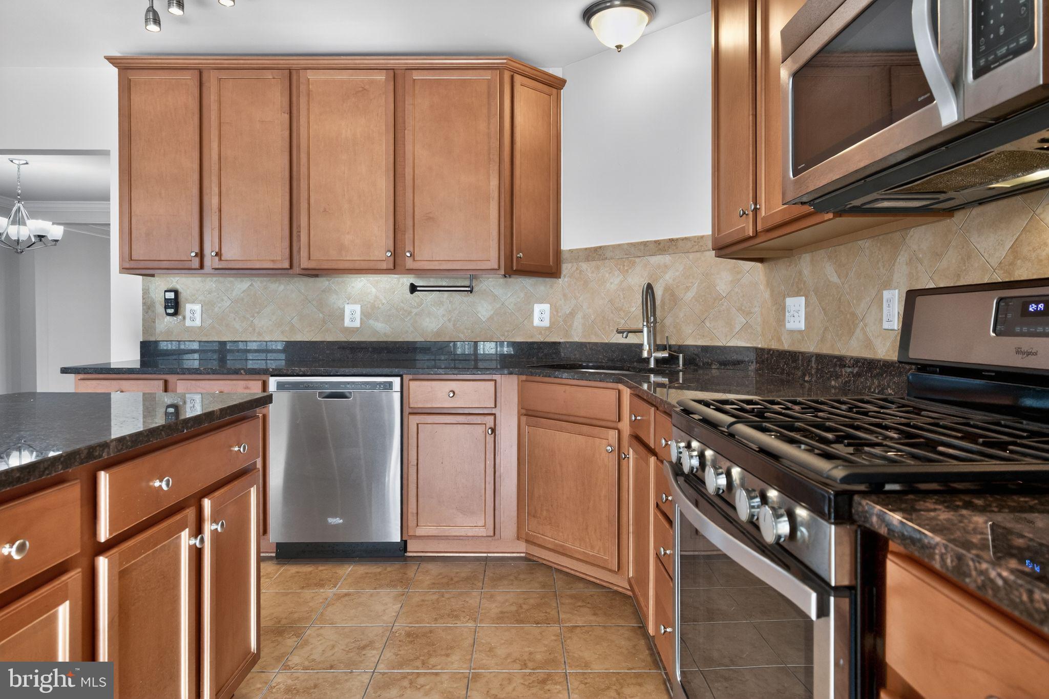 ARORA HILLS - Residential