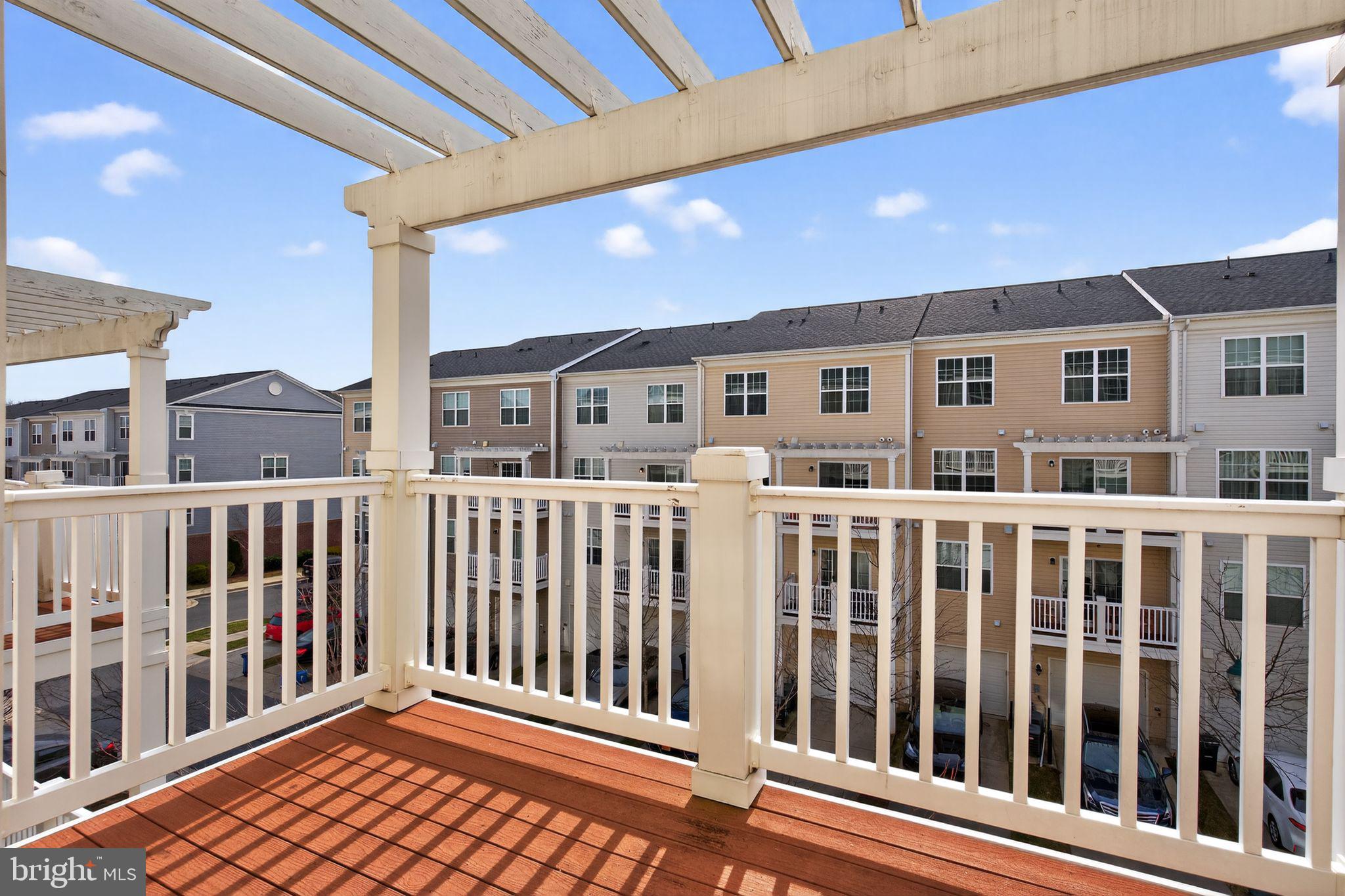 ARORA HILLS - Residential