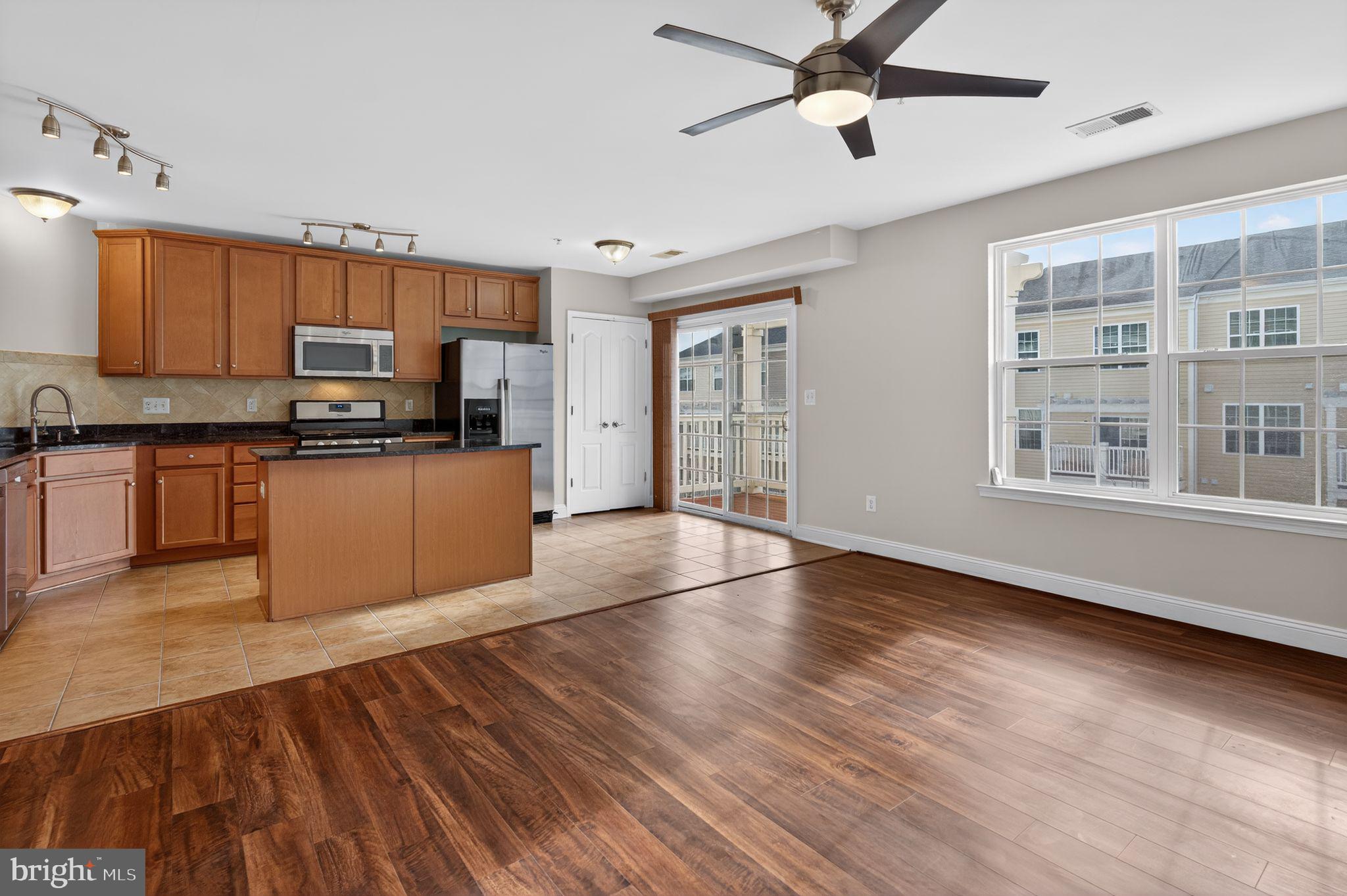 ARORA HILLS - Residential