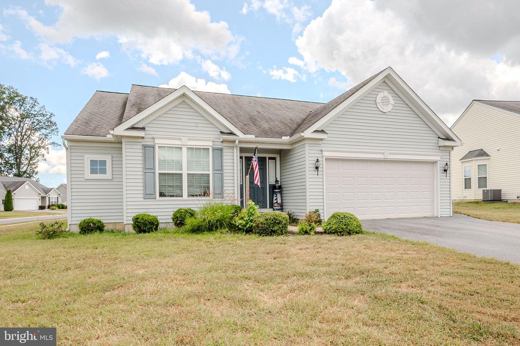 Photo of 92 River Cliff Circle, FELTON, DE 19943 (MLS # DEKT2039696)