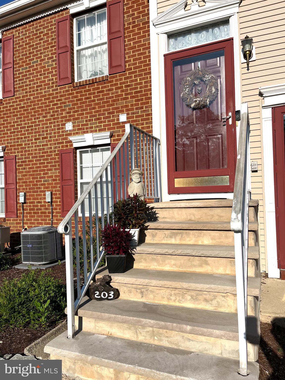 203 CASTLETON CT