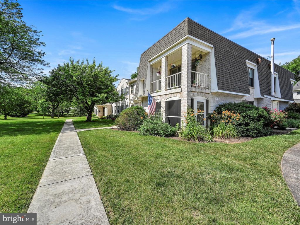 Photo of 84 Valleybrook Drive, Lancaster, PA 17601 (MLS # PALA2052278)