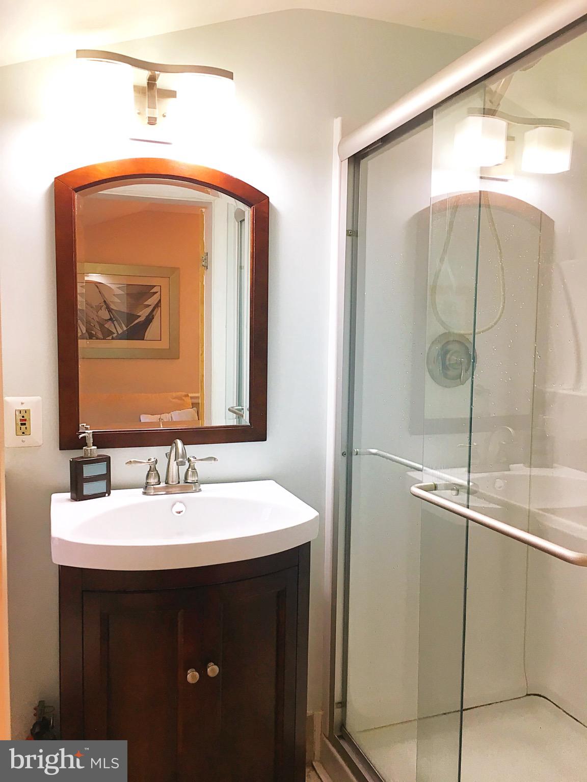 RIDGELY'S DELIGHT - Residential Lease