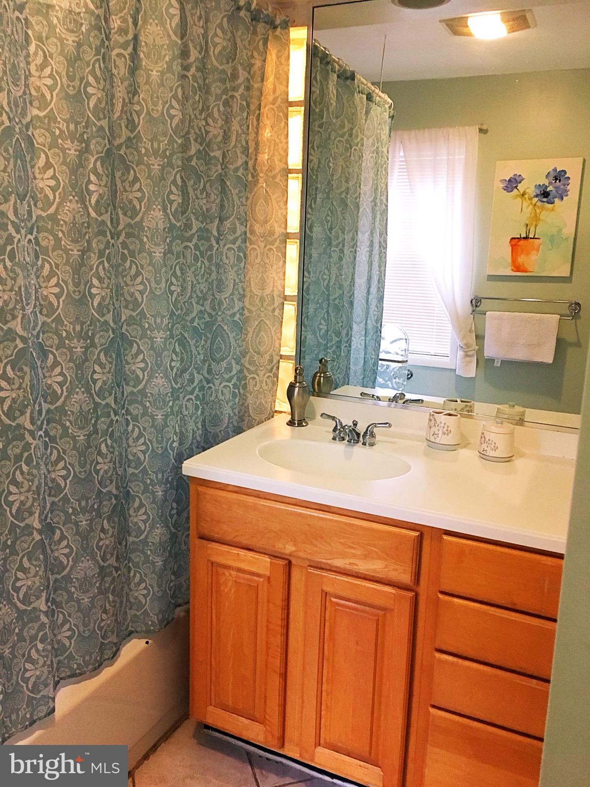 RIDGELY'S DELIGHT - Residential Lease