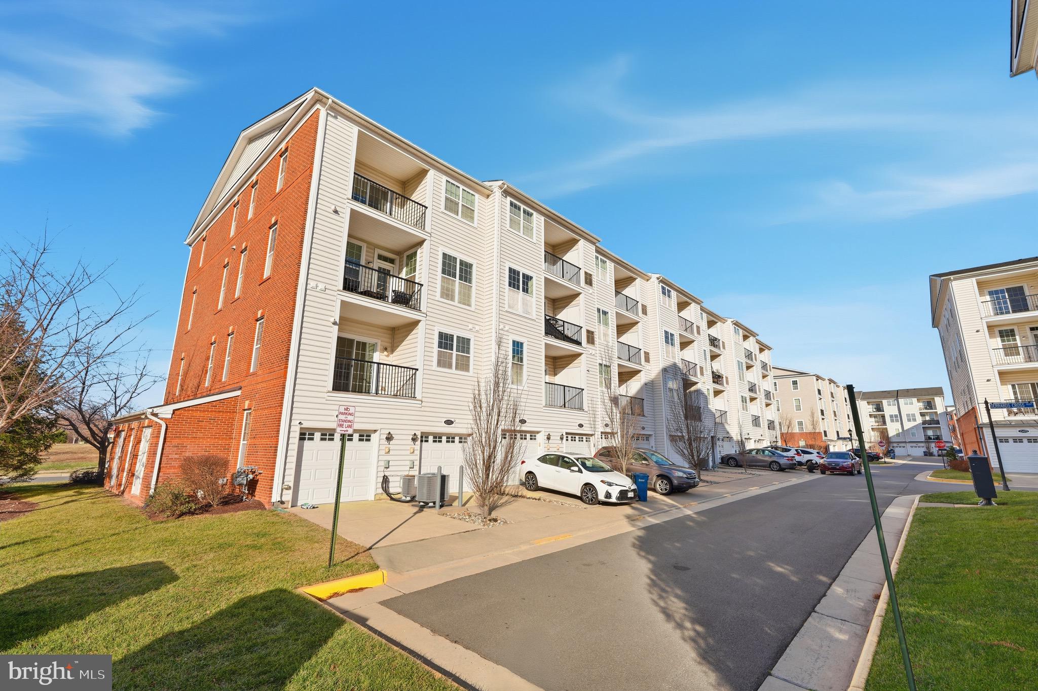 BUCKINGHAM AT LOUDOUN VALLEY - Residential