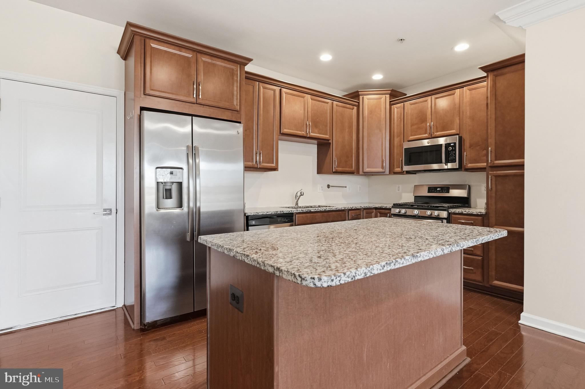 BUCKINGHAM AT LOUDOUN VALLEY - Residential