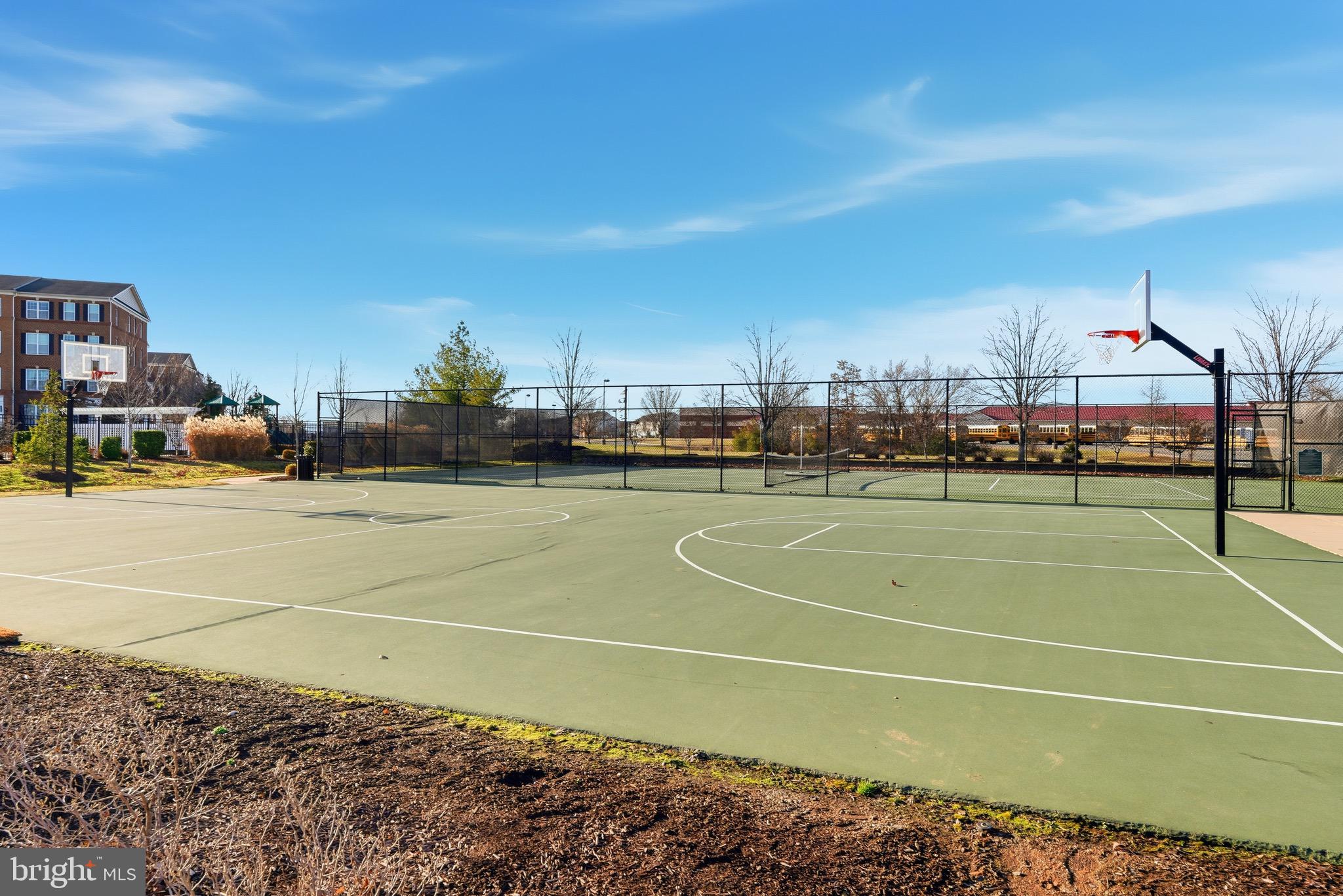 BUCKINGHAM AT LOUDOUN VALLEY - Residential