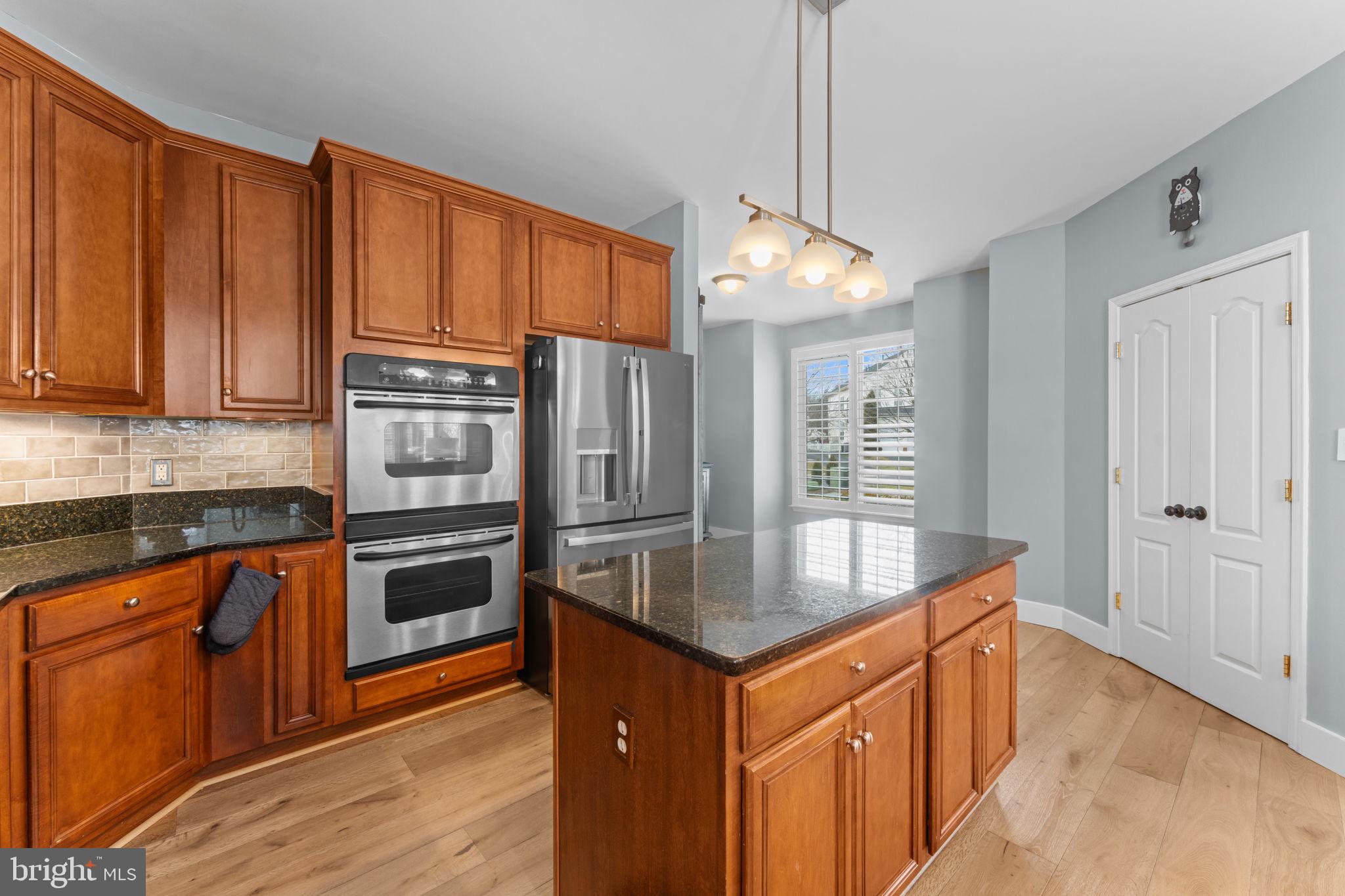 BROADLANDS - Residential