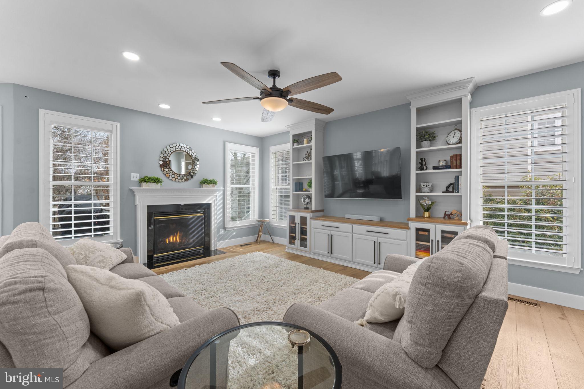 BROADLANDS - Residential