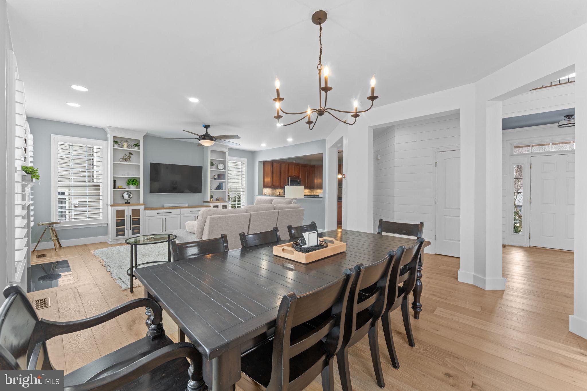 BROADLANDS - Residential