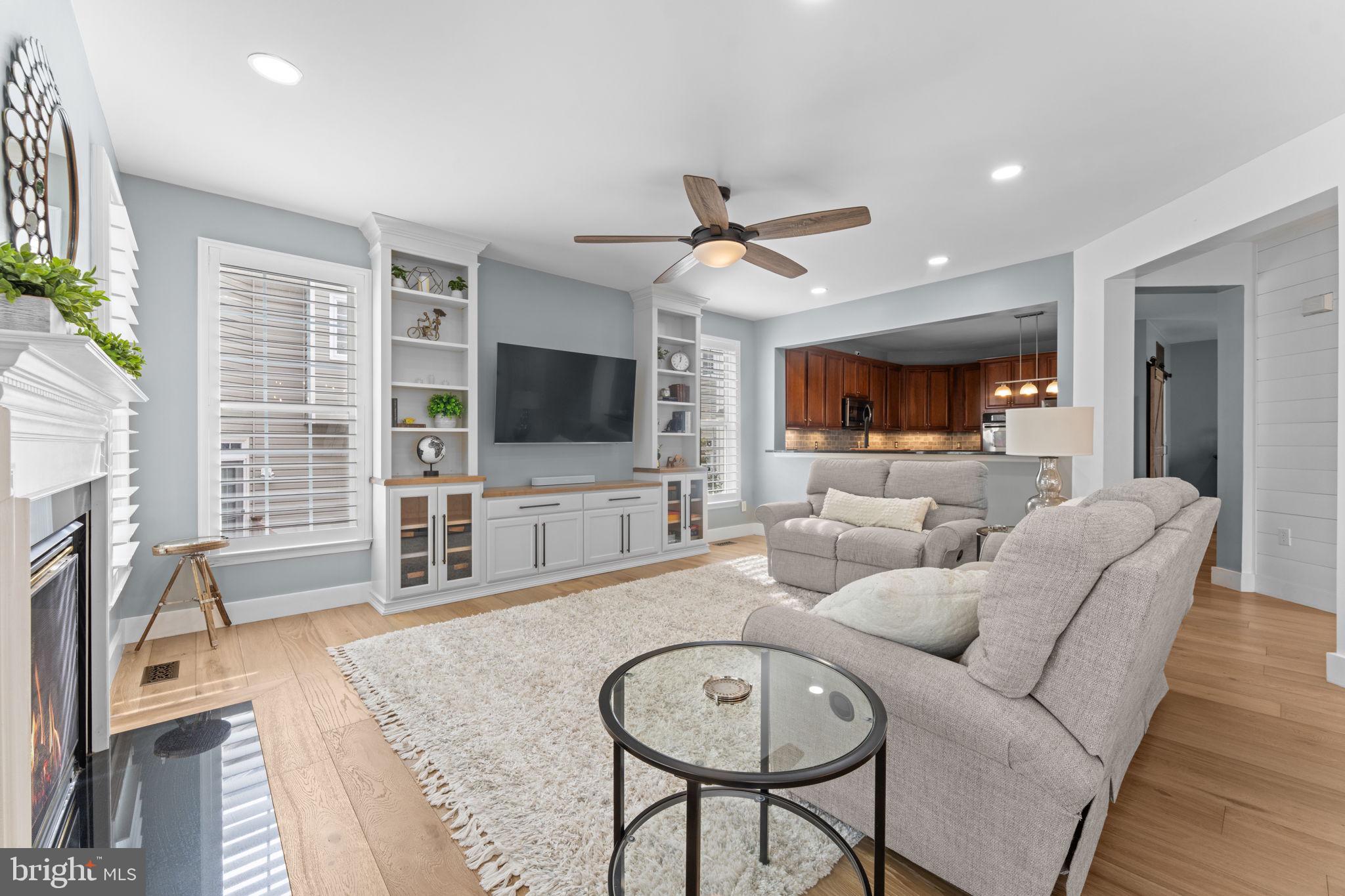 BROADLANDS - Residential