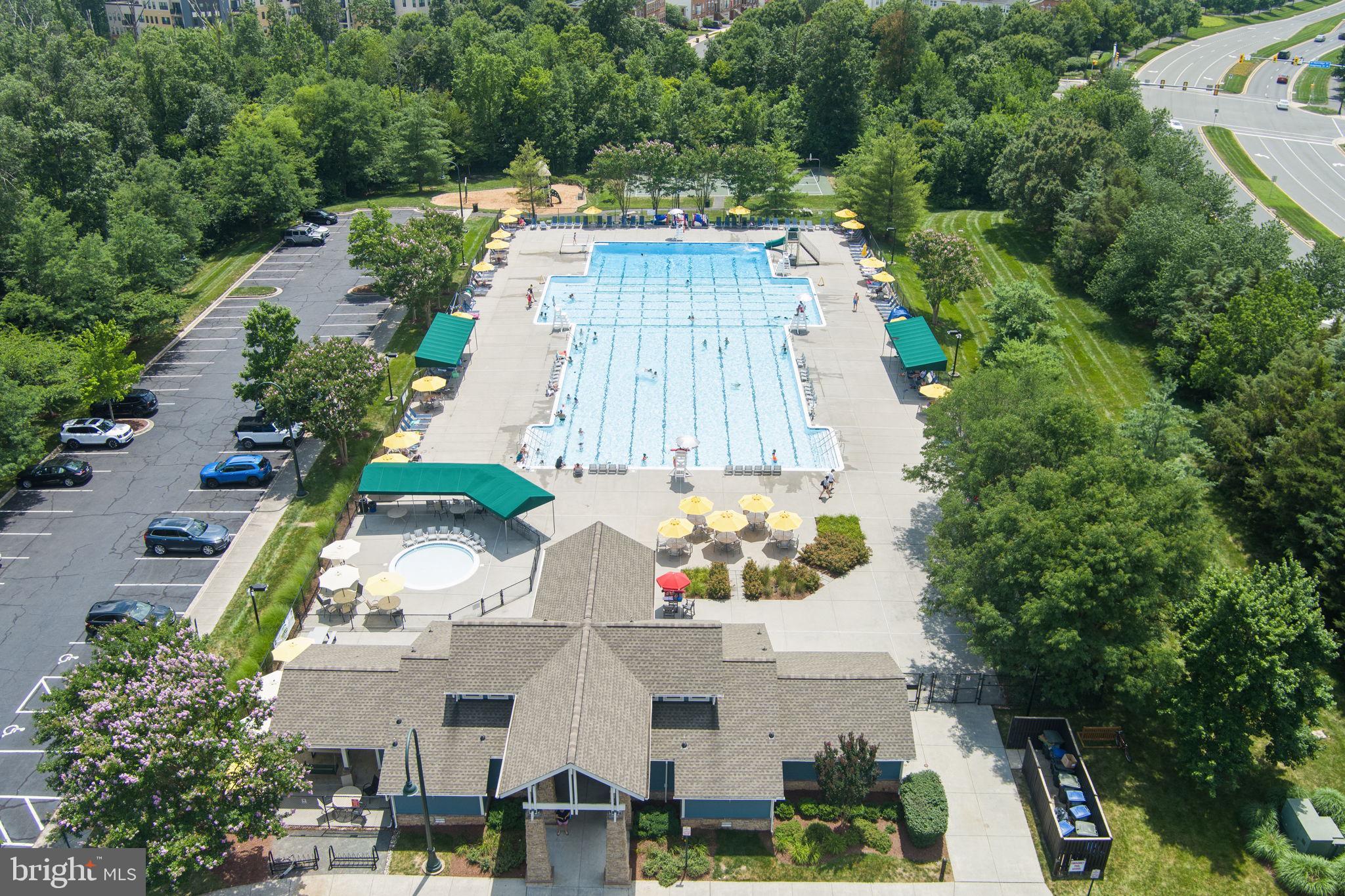 BROADLANDS - Residential