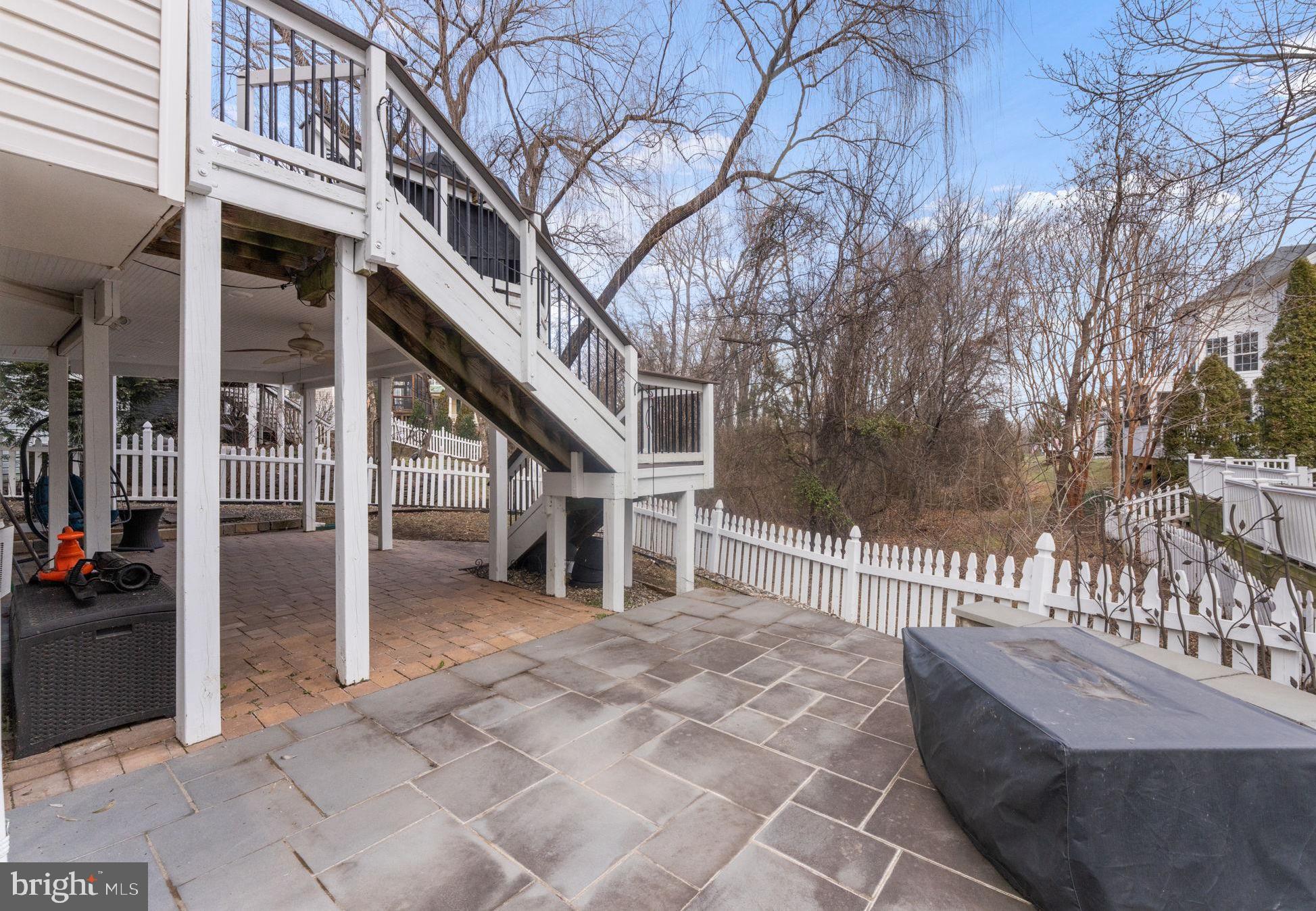 BROADLANDS - Residential