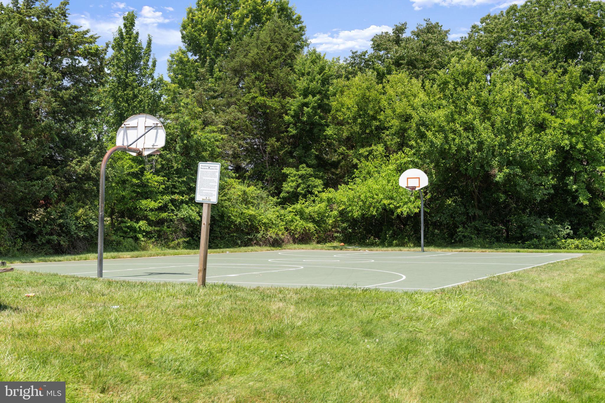 BROADLANDS - Residential