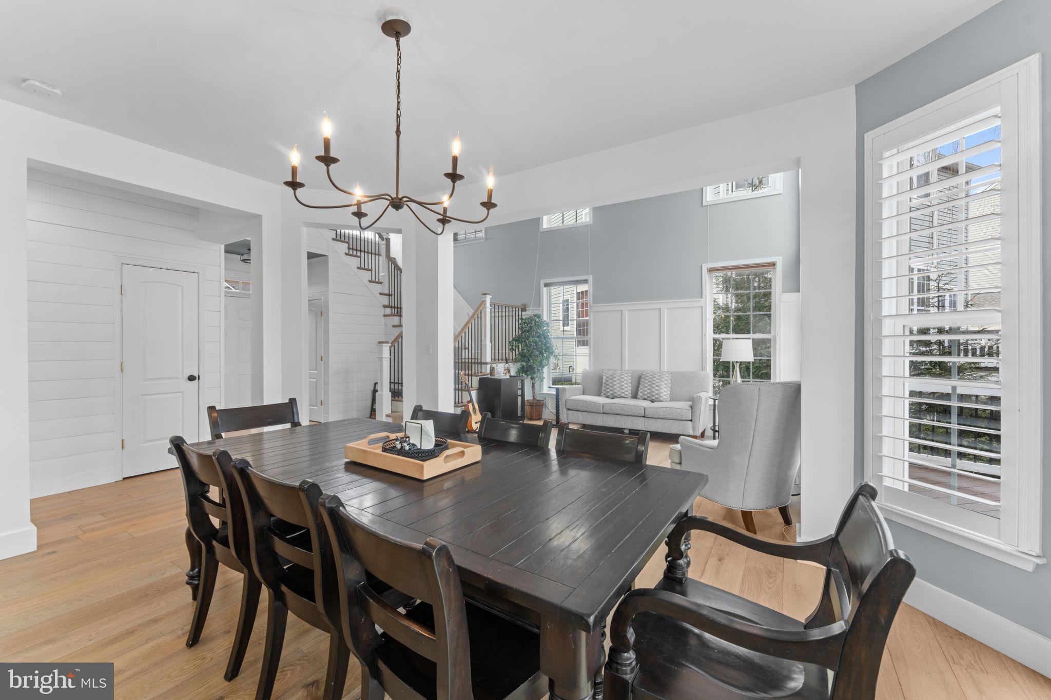 BROADLANDS - Residential