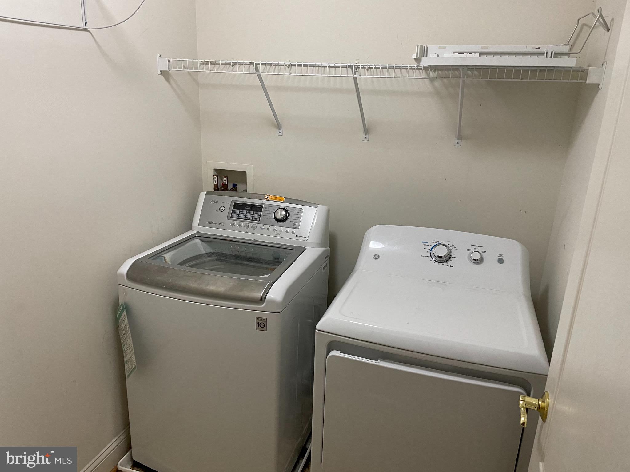 SOUTH RIDING - Residential Lease