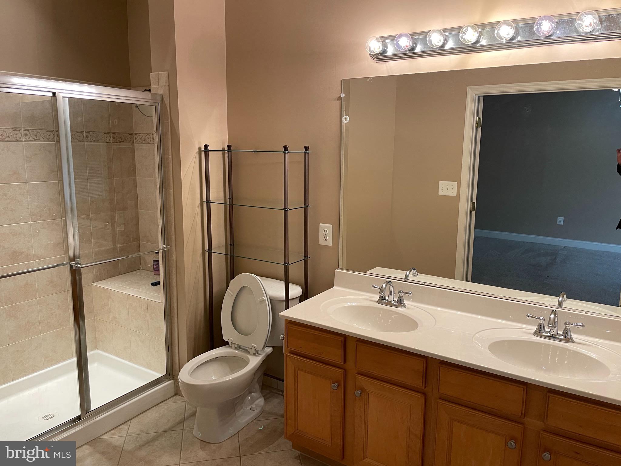 SOUTH RIDING - Residential Lease