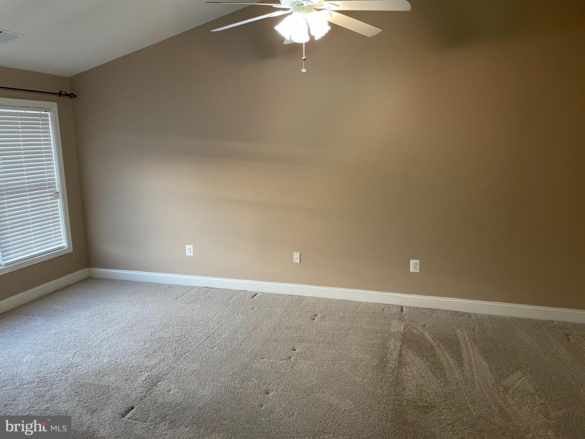 SOUTH RIDING - Residential Lease