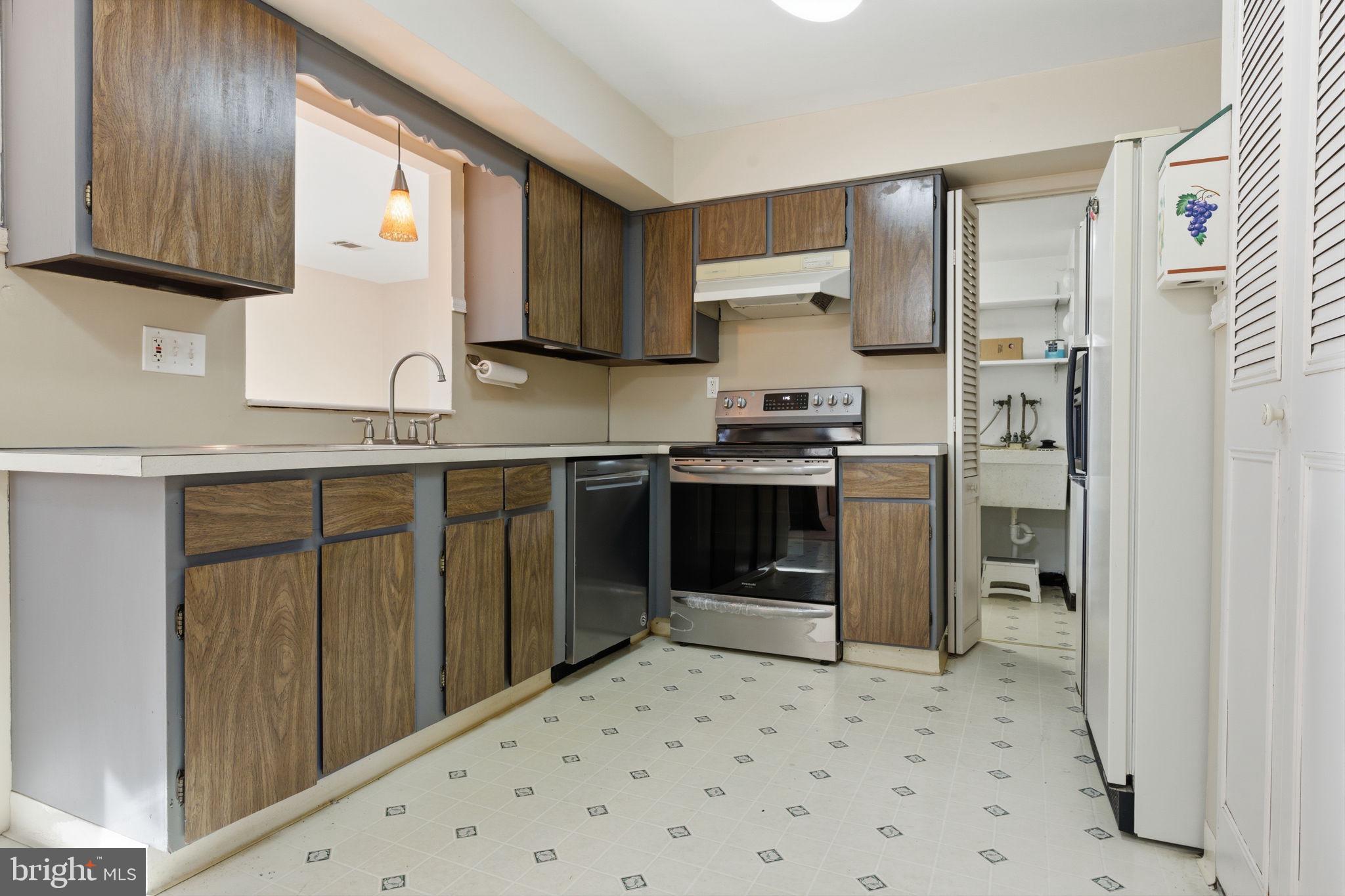 NESHAMINY VALLEY - Residential