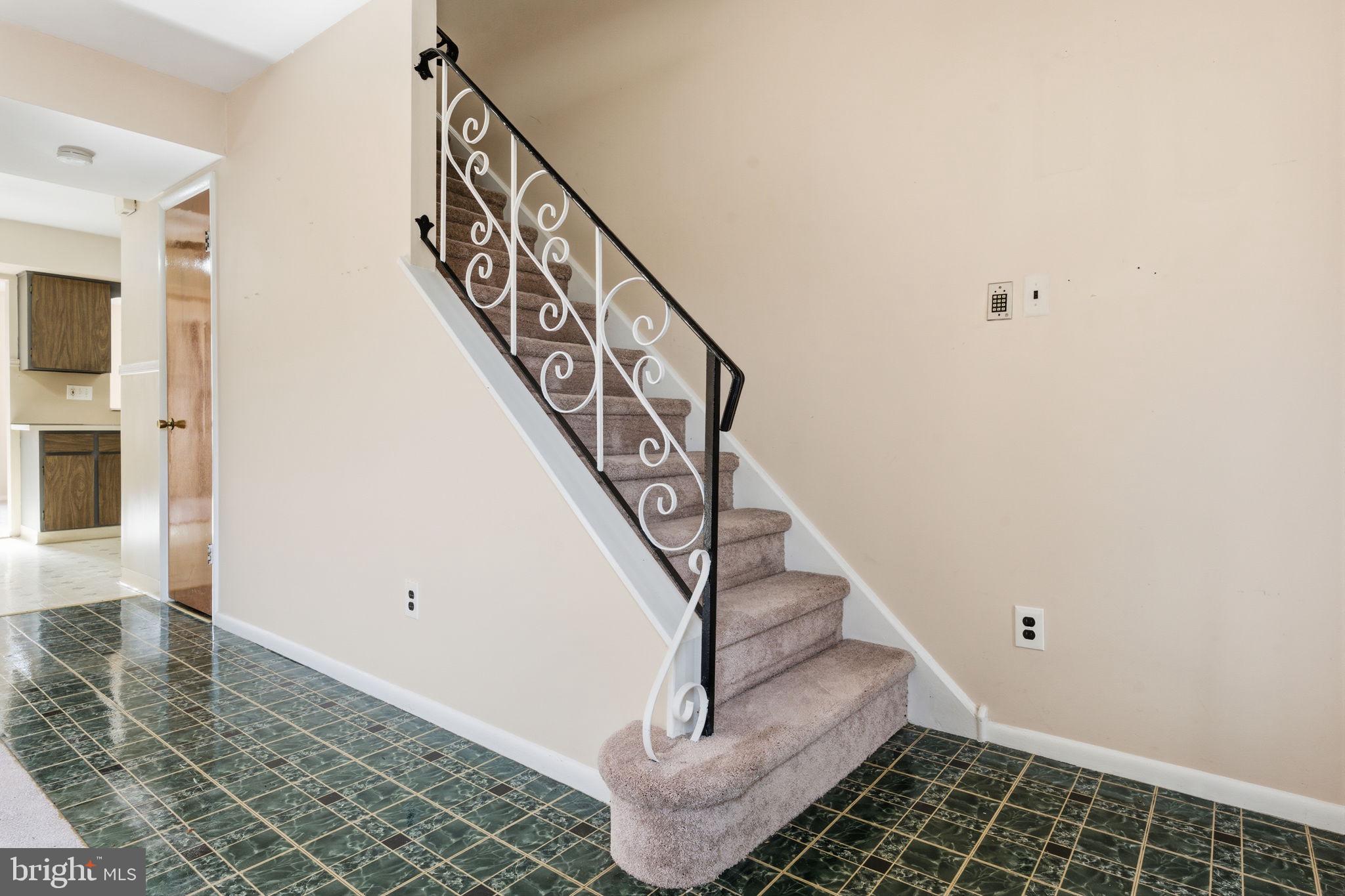 NESHAMINY VALLEY - Residential