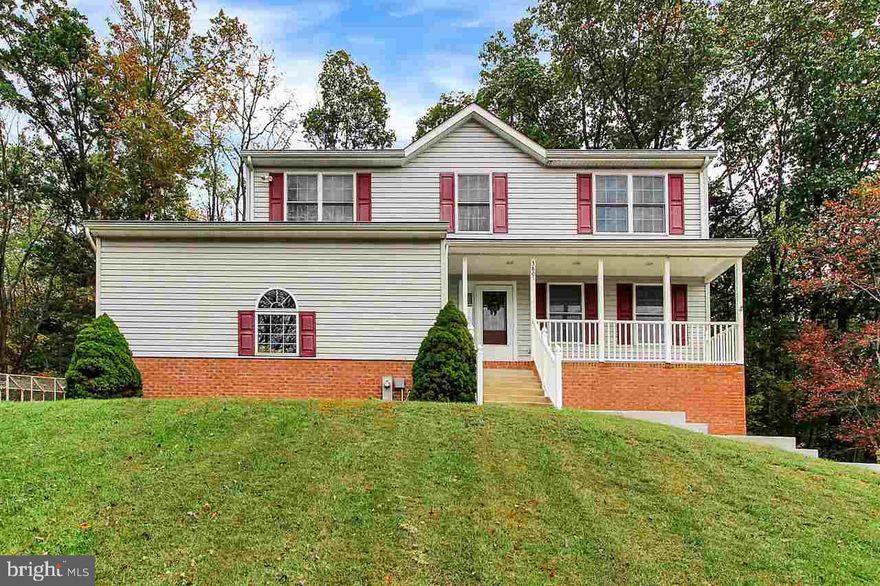 An outdoor lovers DREAM! Entertain or relax in the spacious screened in porch located off the Fam Rm. Enjoy stunning views w/ almost 2.5 secluded acres. This home boasts 3 BDRMS & 3 Full Baths, MBR w/ vaulted ceiling - WIC - dbl vanities, KIT island, hardwood flrs, ceramic tile, gas FP, & finished LL Rec Rm. Whether you love the outdoors or simply appreciate nature this home will impress!