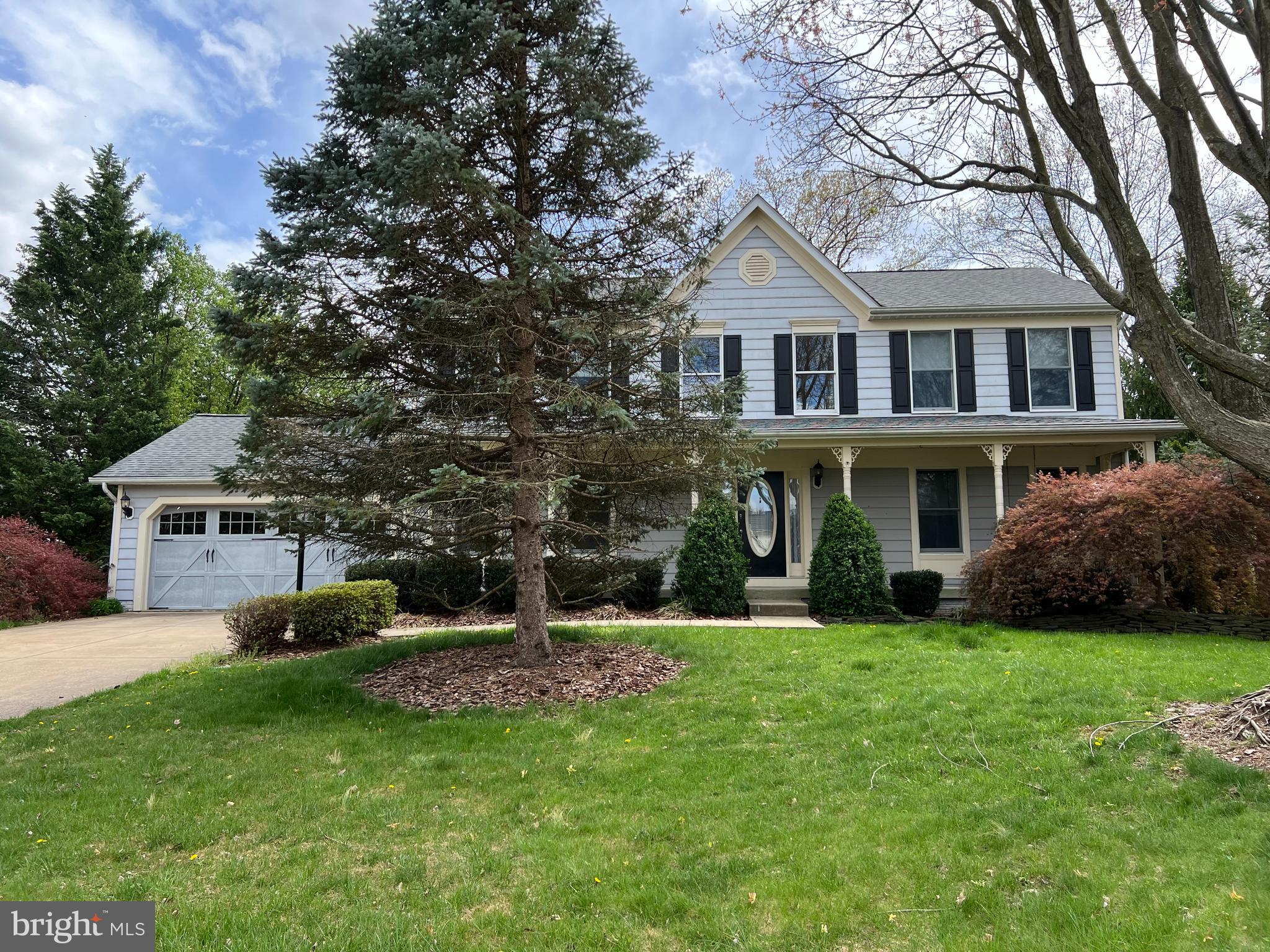 CASCADES - Residential Lease