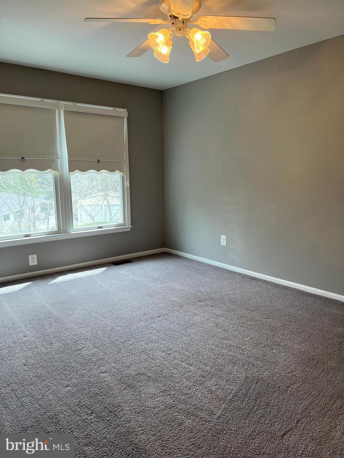 CASCADES - Residential Lease