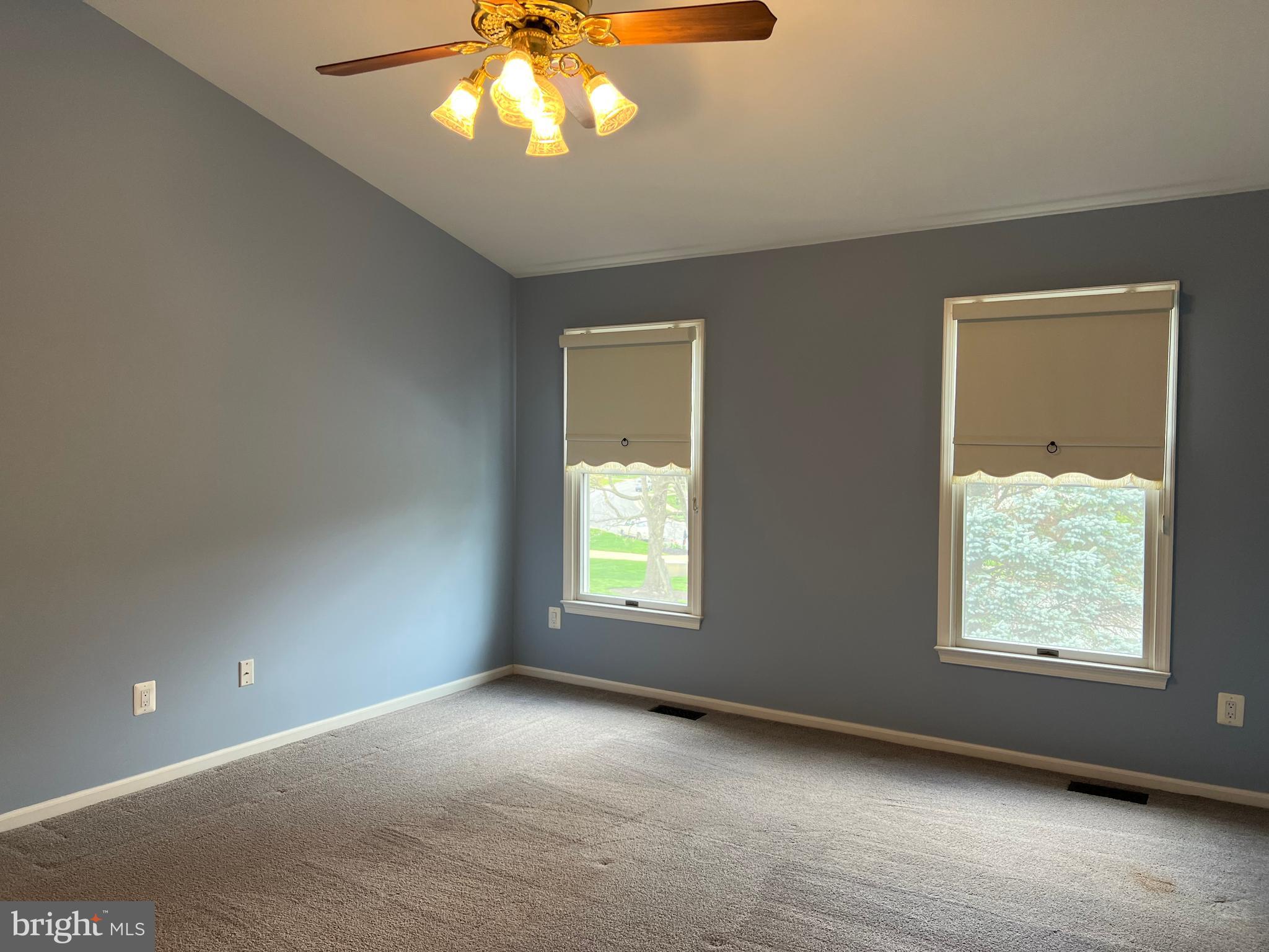 CASCADES - Residential Lease