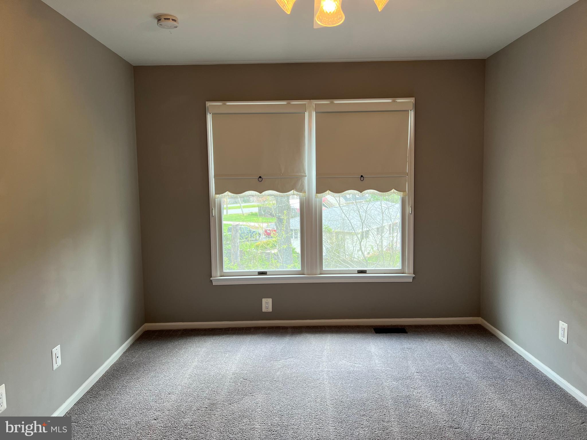 CASCADES - Residential Lease