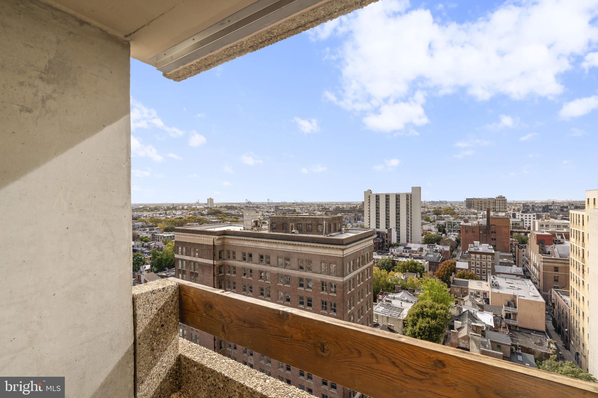 WASHINGTON SQ WEST - Residential