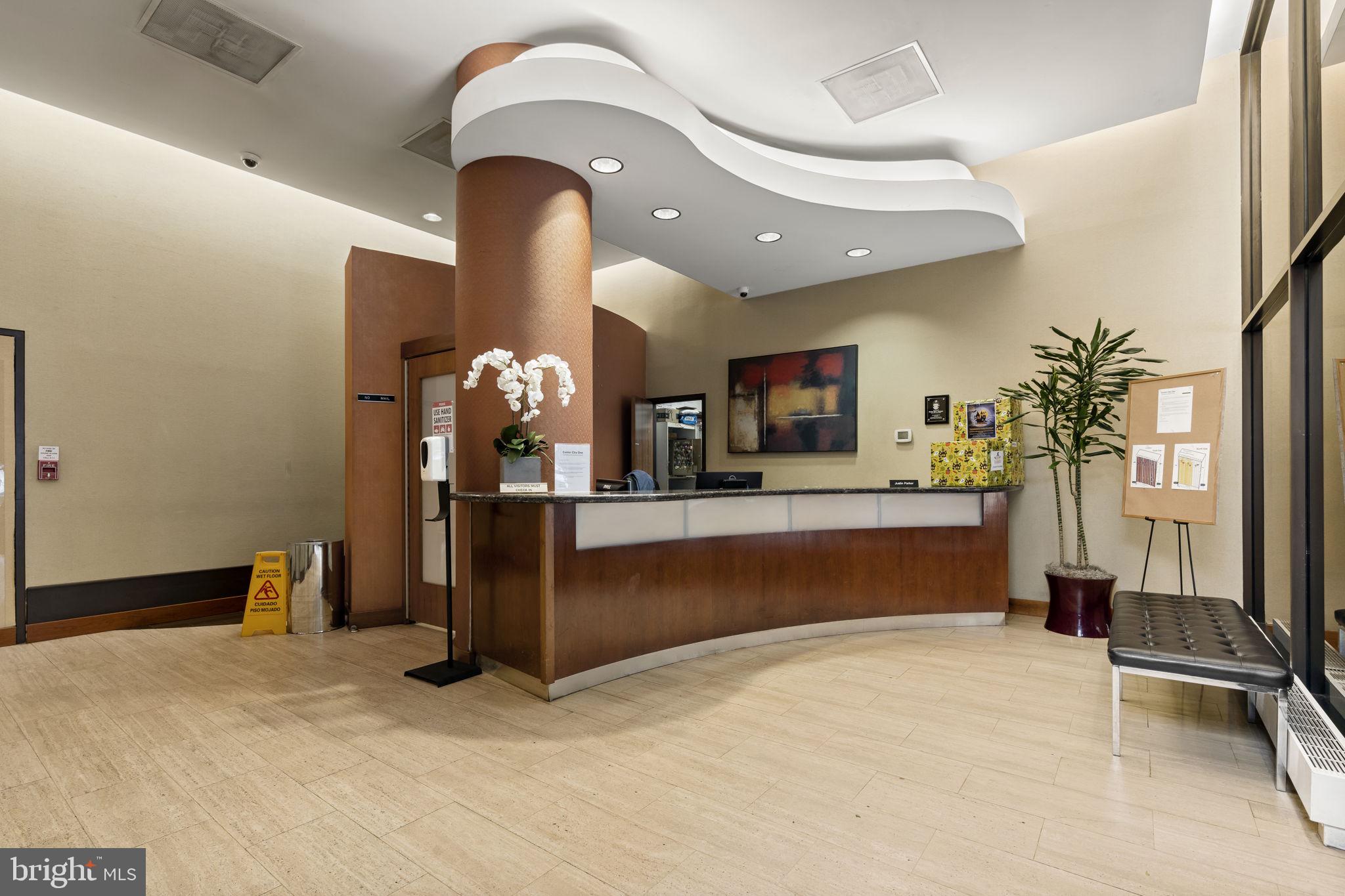 WASHINGTON SQ WEST - Residential