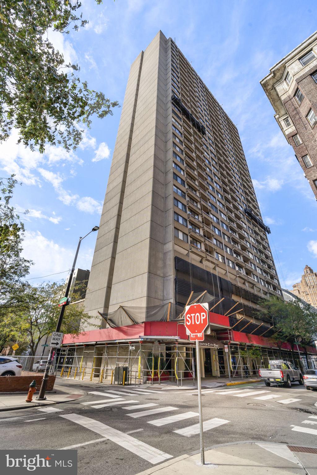 WASHINGTON SQ WEST - Residential