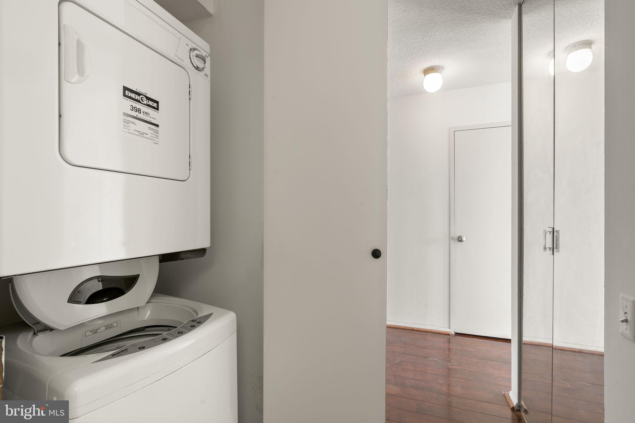 WASHINGTON SQ WEST - Residential