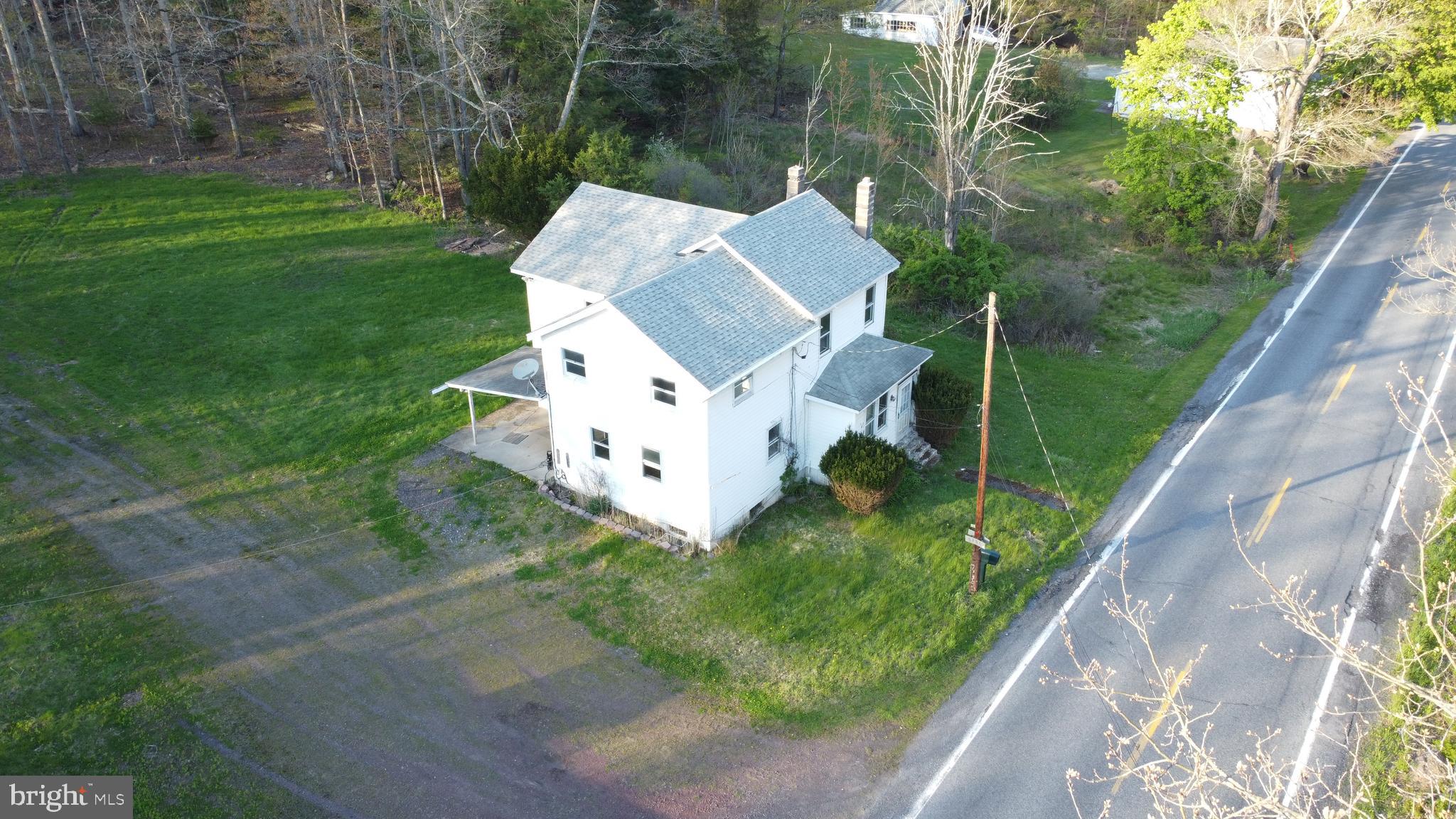 5444 QUAKAKE ROAD