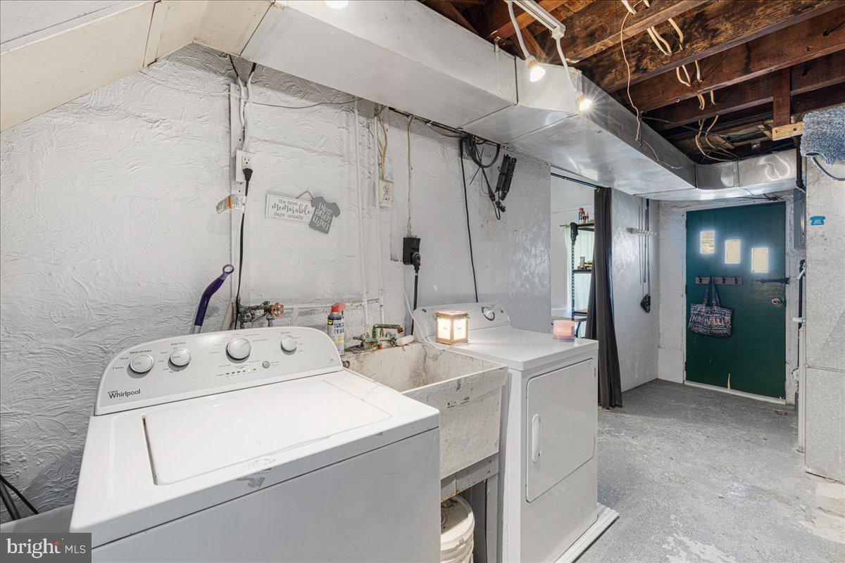 SHARON HILL - Residential