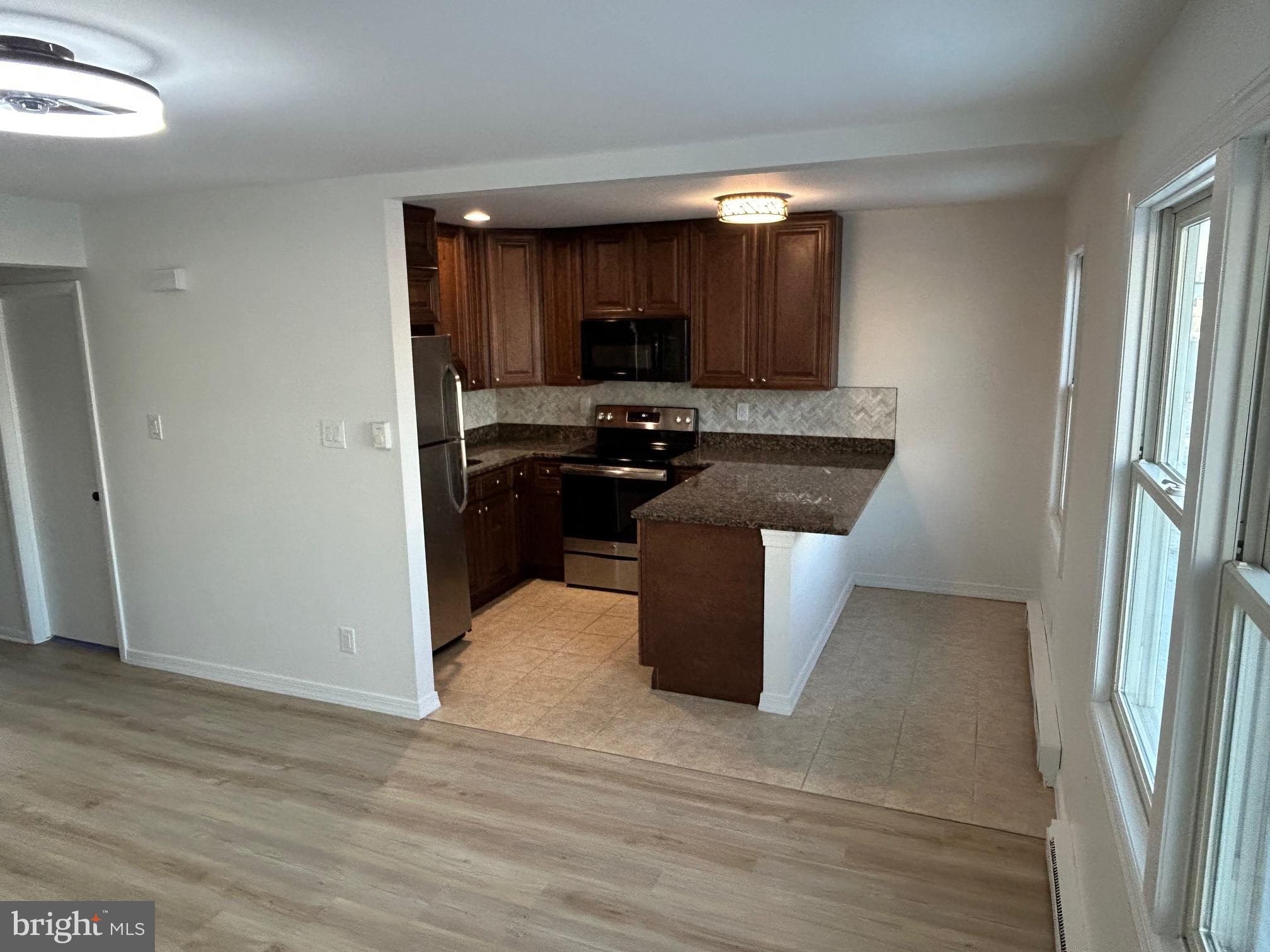 3200 W BRIGANTINE AVENUE 6