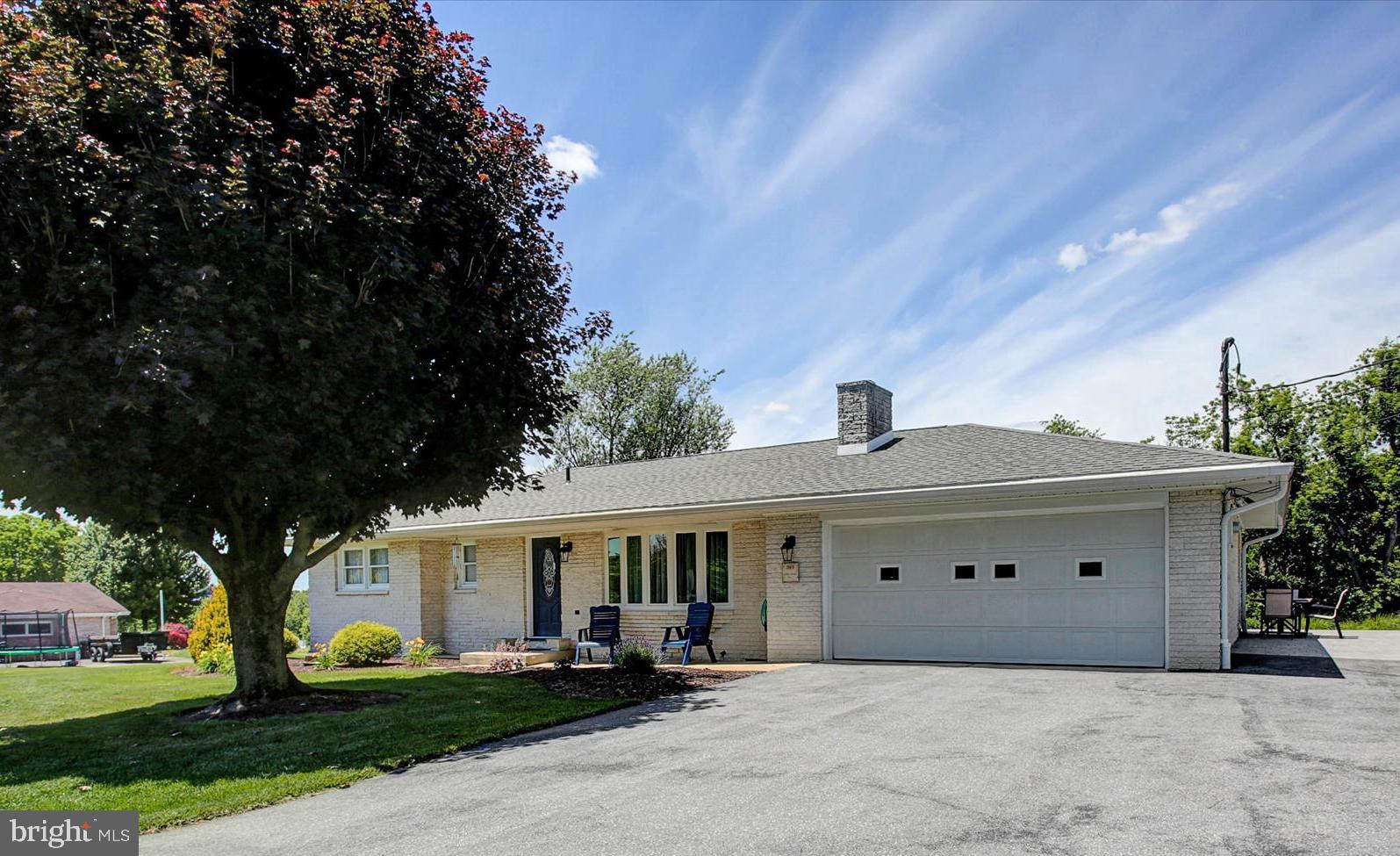 1009 WILLOWBROOK DRIVE
