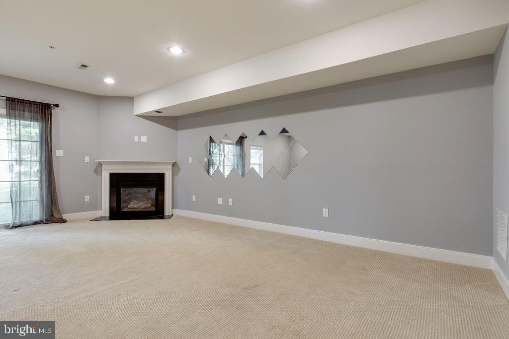 EMERSON - Residential Lease