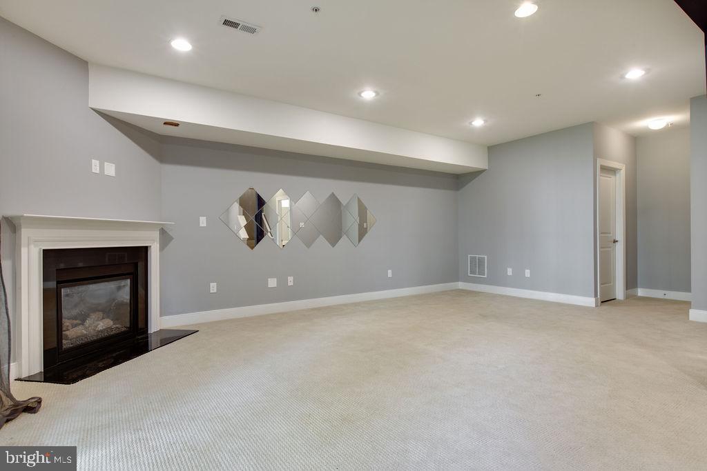 EMERSON - Residential Lease