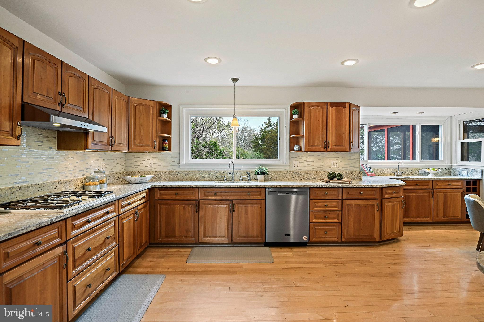 SUGAR CREEK - Residential