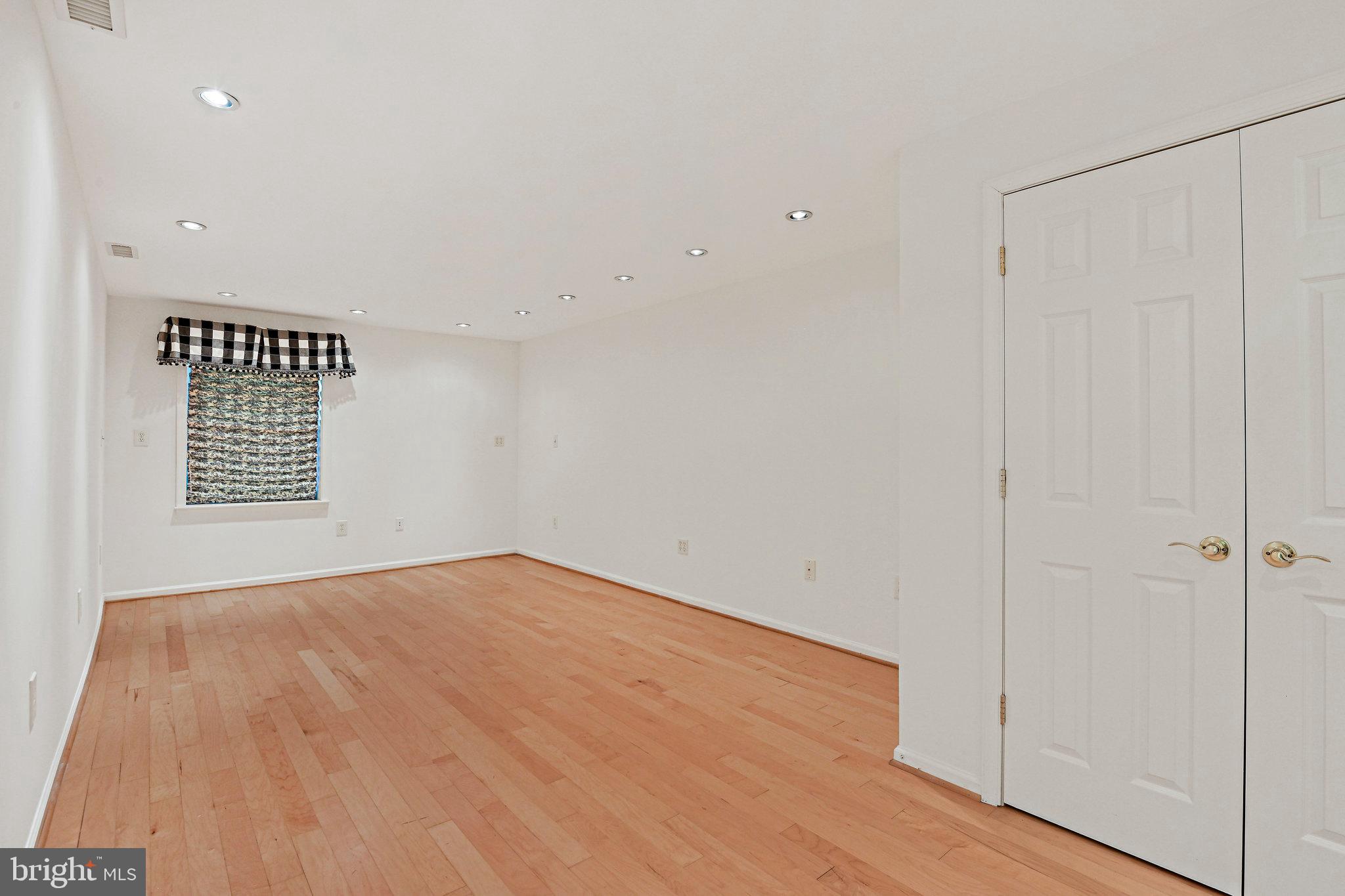 SUGAR CREEK - Residential