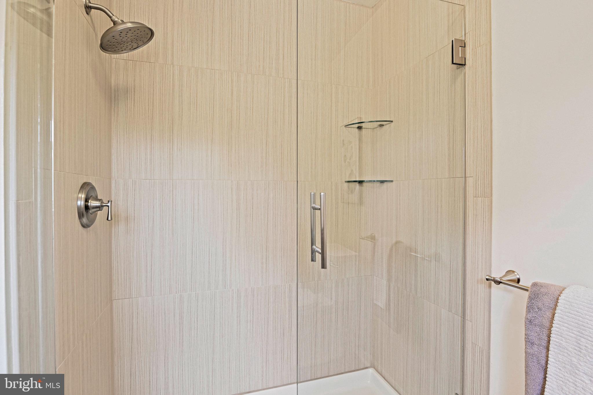 SUGAR CREEK - Residential