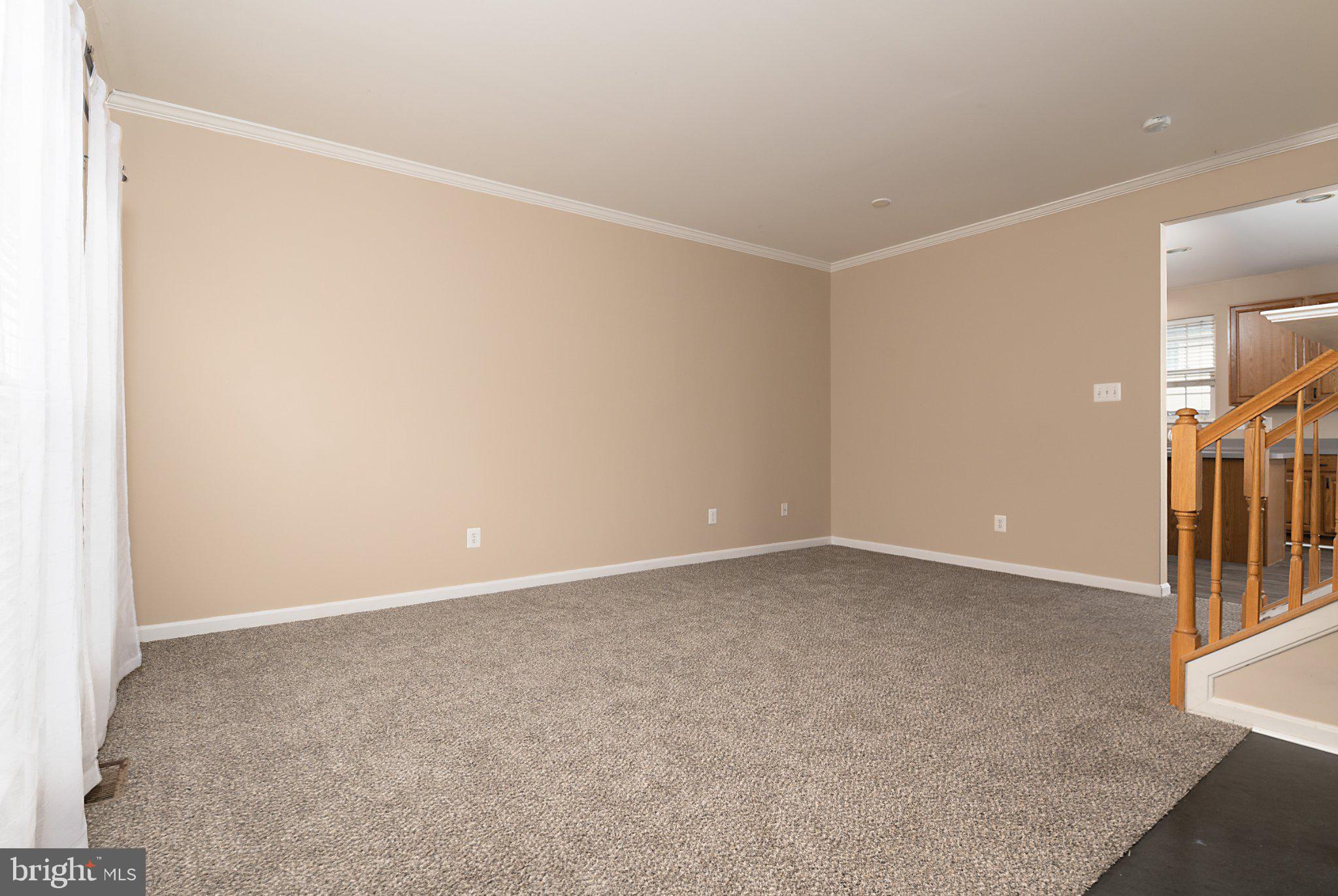 712 BIRCH TREE LANE