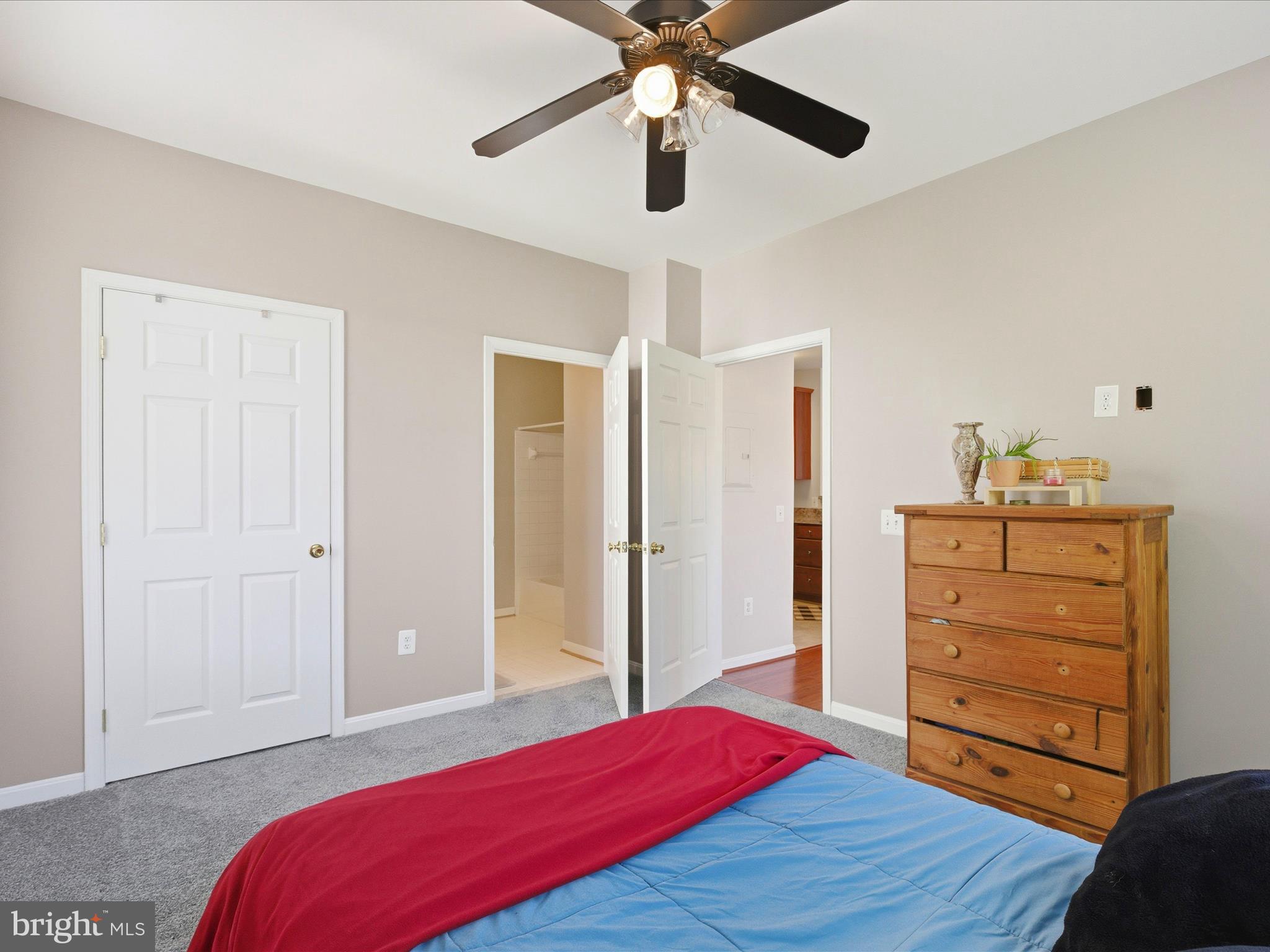 BOWIE TOWERS - Residential