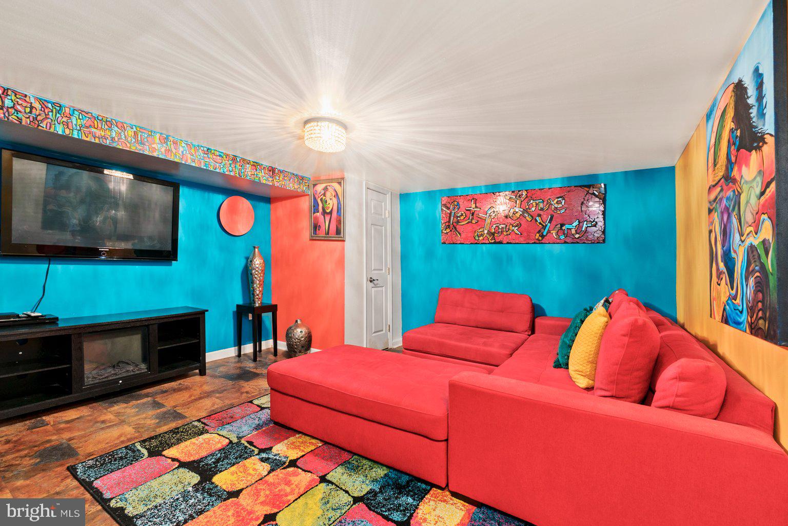 GLEN OAKS - Residential