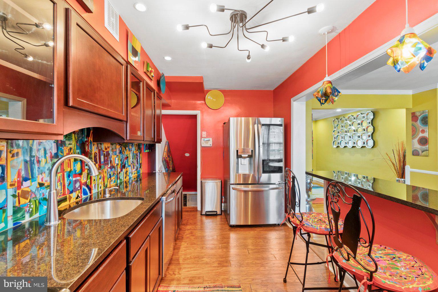 GLEN OAKS - Residential