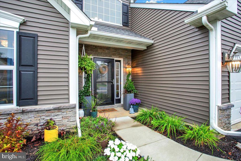 Photo of 246 Pilgrim Drive, Lancaster, PA 17603 (MLS # PALA2057876)