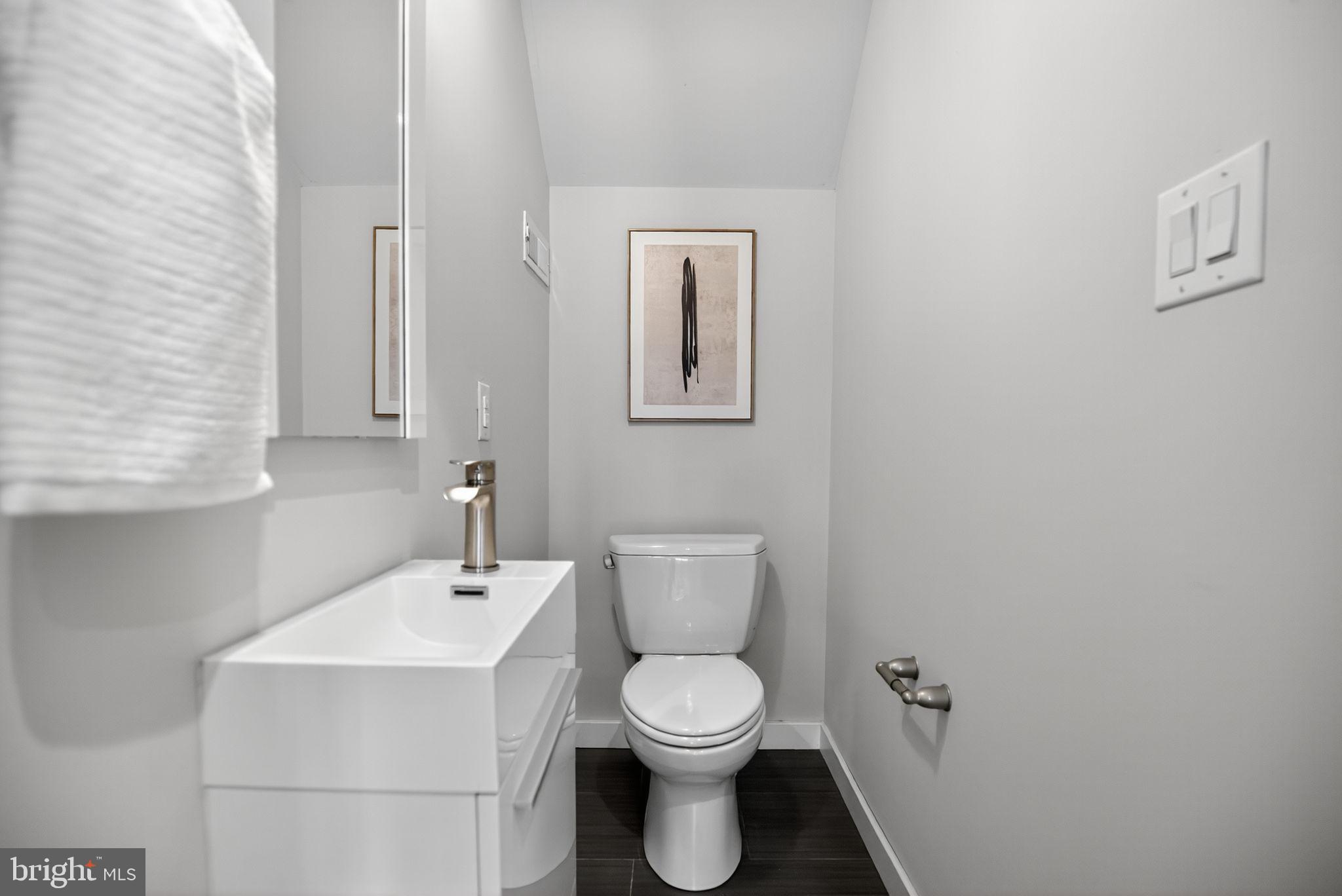 POINT BREEZE - Residential