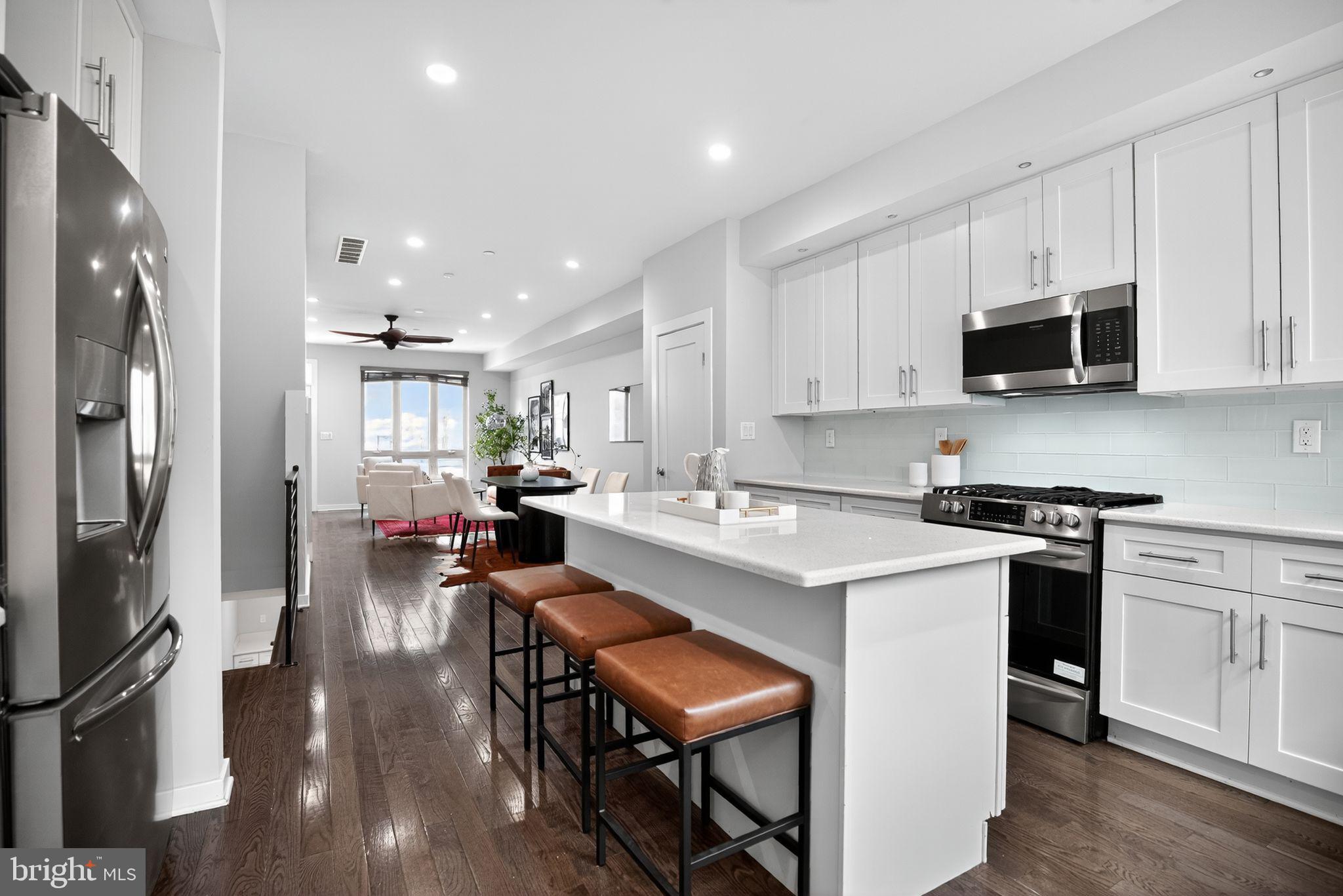 POINT BREEZE - Residential