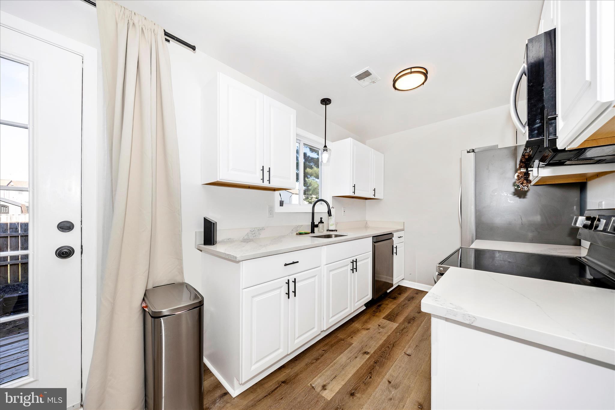 DISCOVERY - Residential